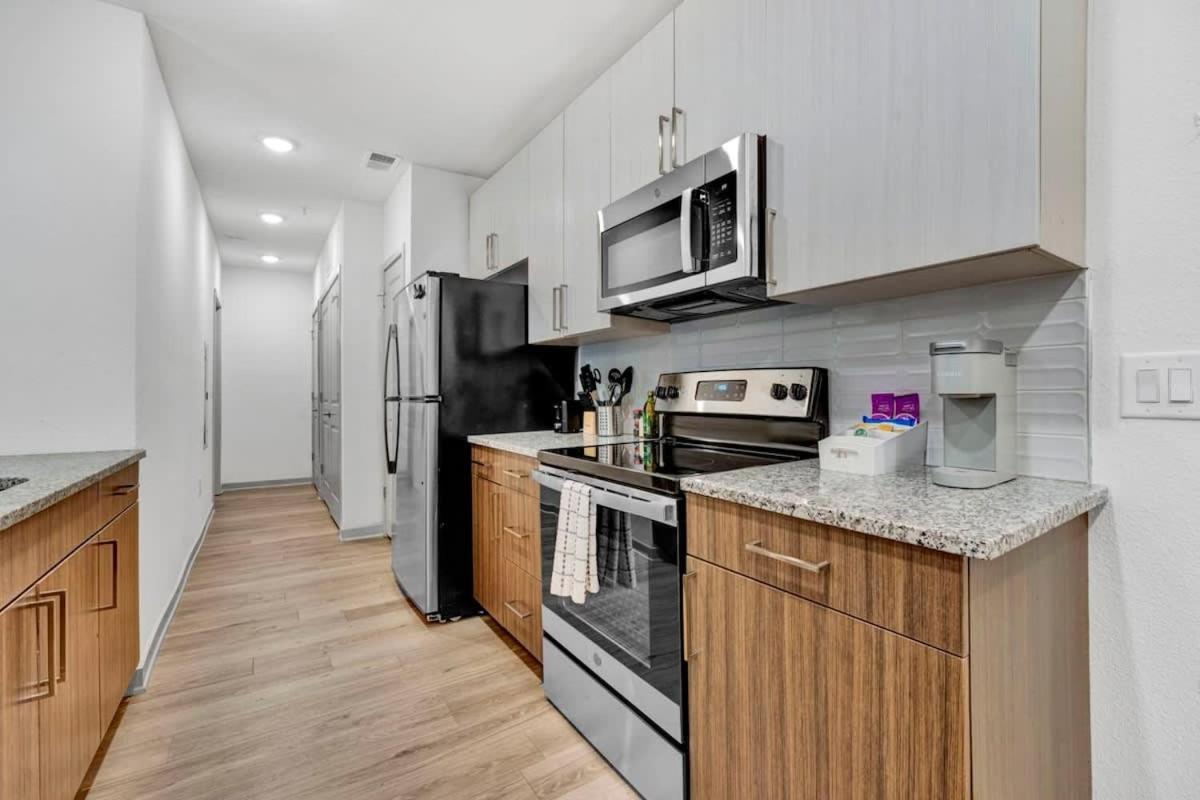 Apartment Dockside Hartwell 2br With Unique Amenities